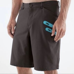 Lululemon Commute Shorts Sz 36